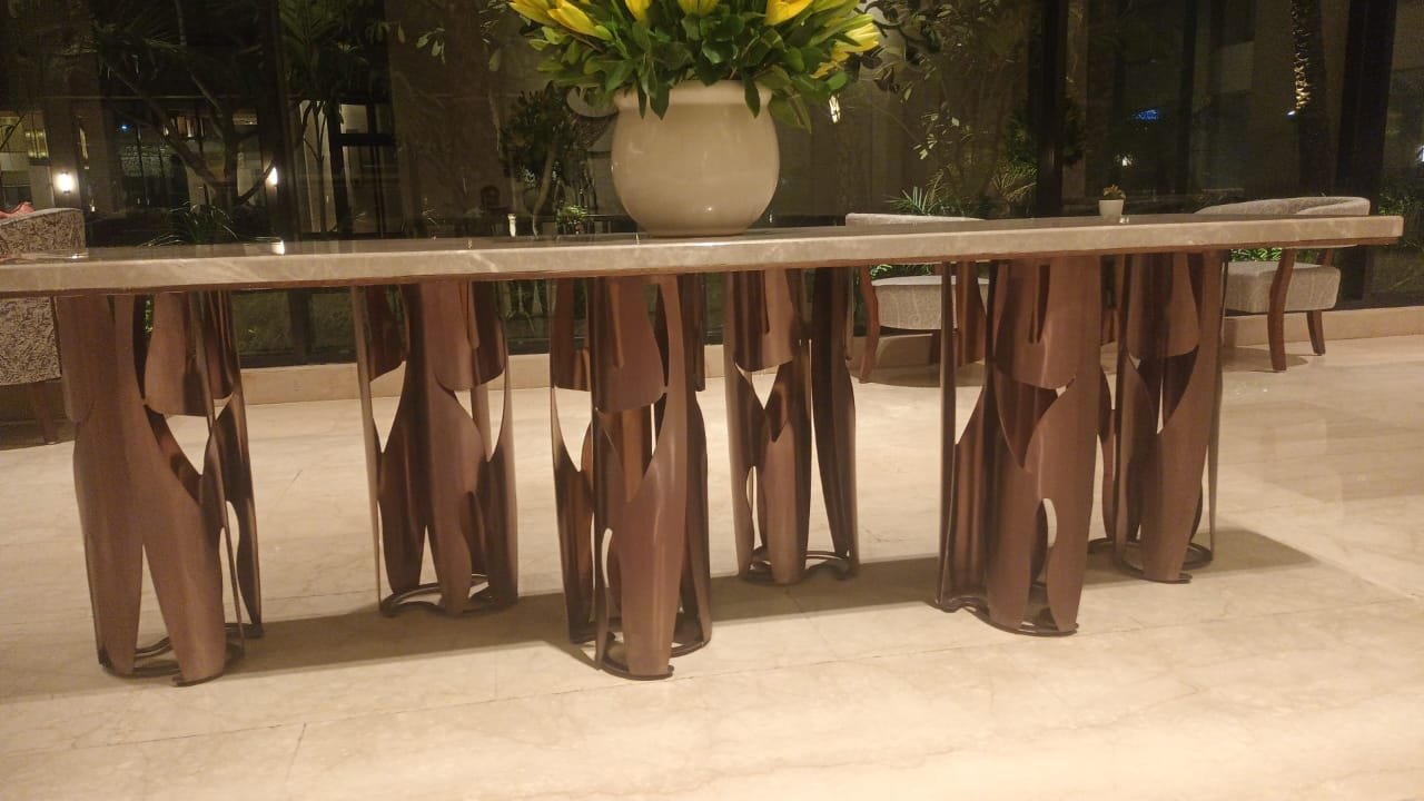 Aanjana Arts fluted bronze table base